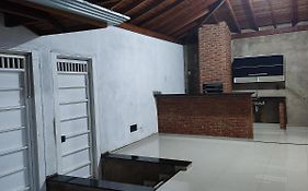 Casa Para Temporada 900 Metros Do Termas Dos Laranjais