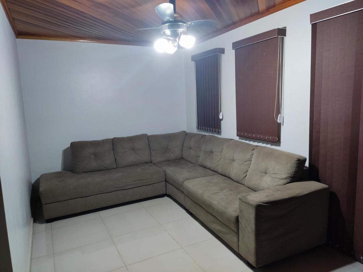 Casa Para Temporada 900 Metros Do Termas Dos Laranjais Olímpia Exterior foto